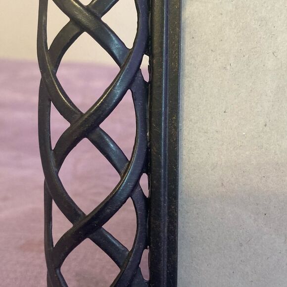 FETCO 8X10 BLACK METAL PHOTO FRAME - Picture 6 of 6